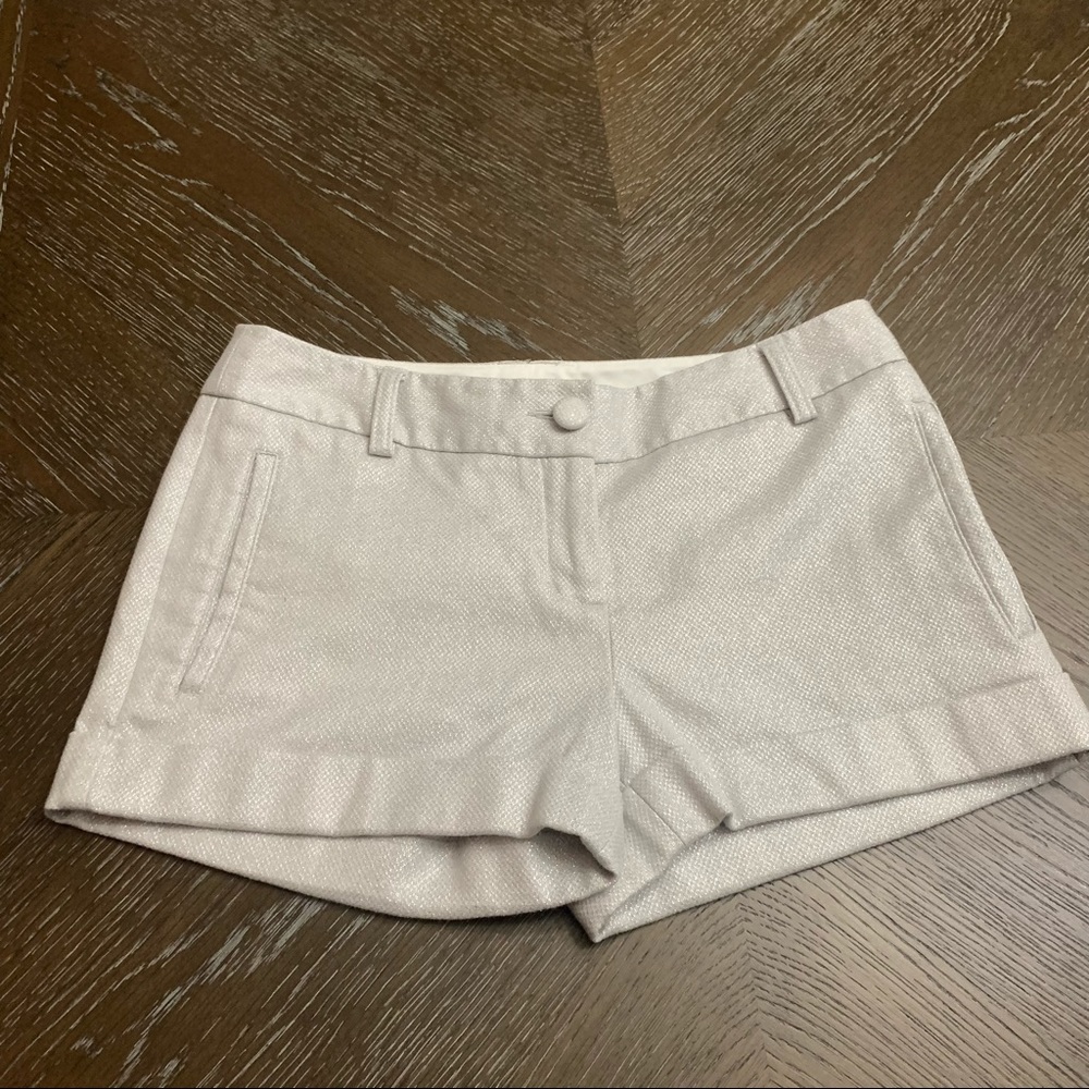 Express silver metallic cuffed shorts 2.5” Size 0